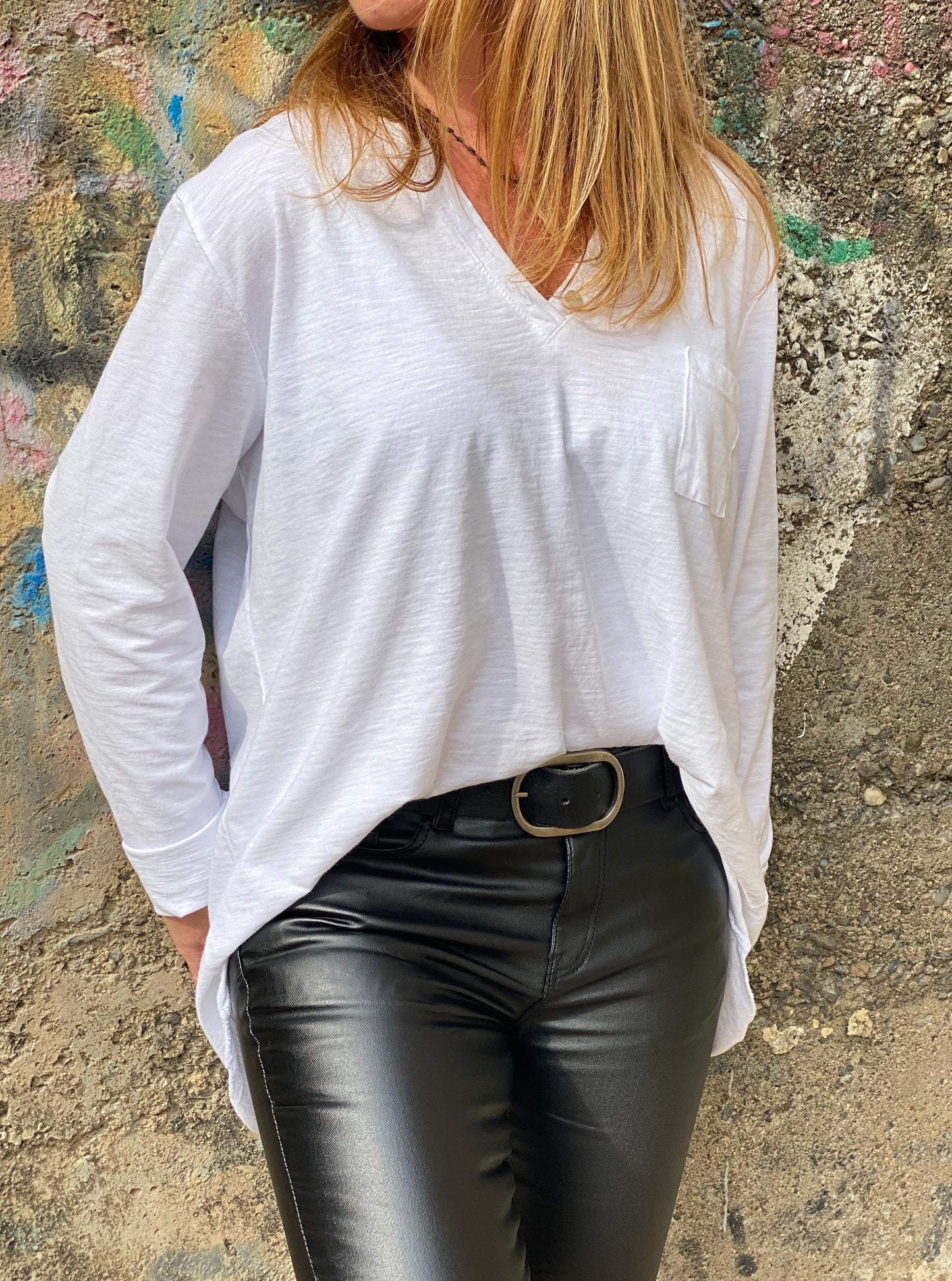 Camiseta larga con botones blanca