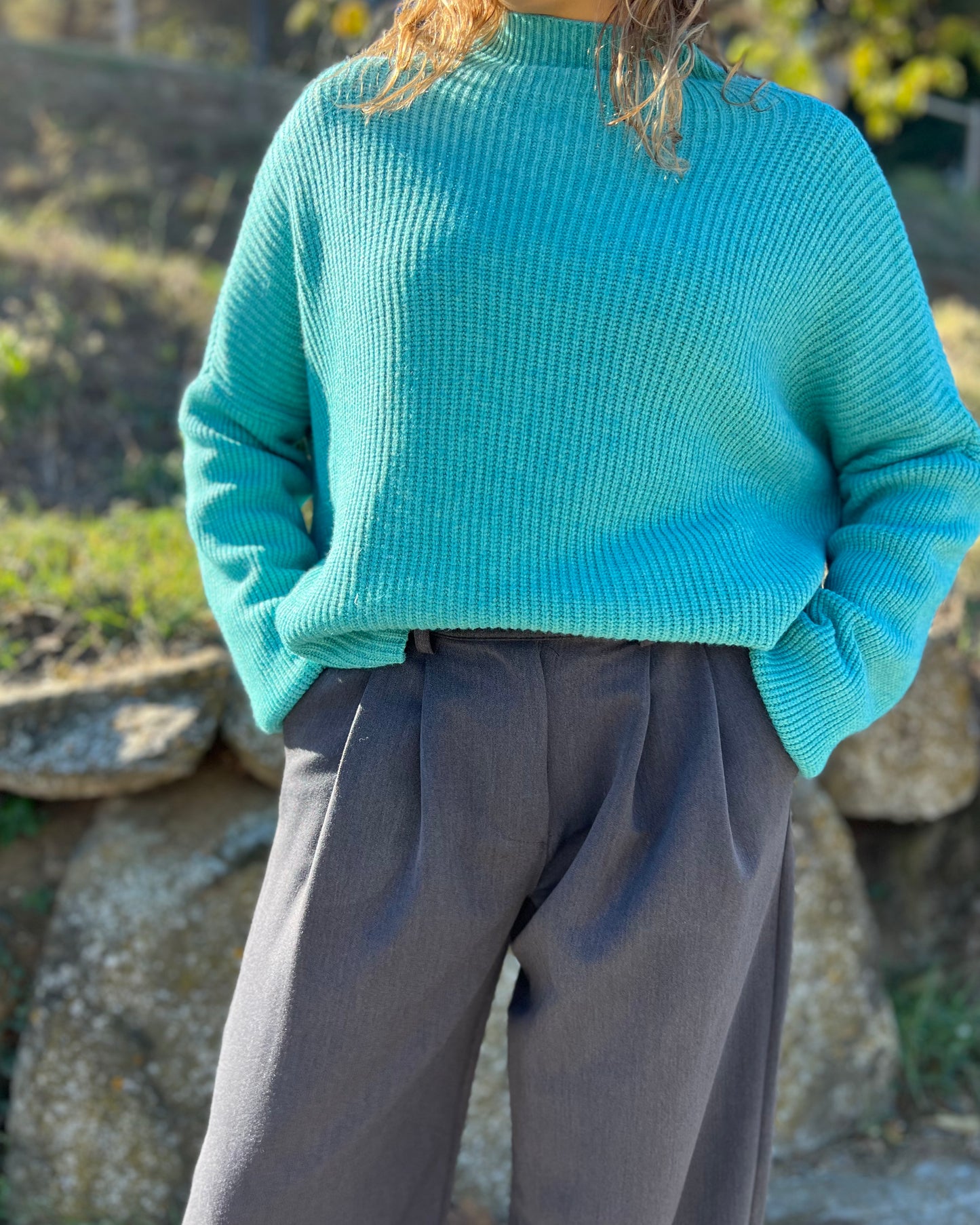 Jersey cuello medio oversize azul turquesa