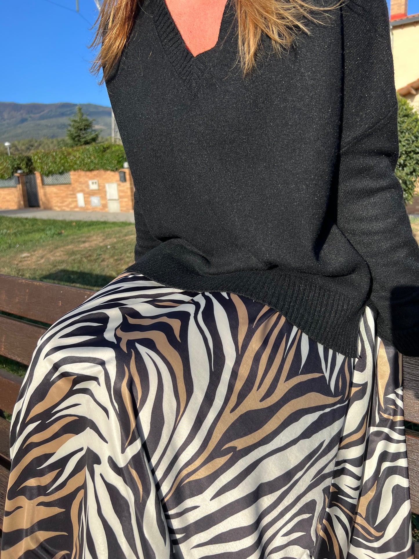 Falda estampado beige y crudo