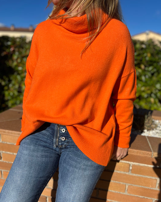Jersey básico cuello alto naranja