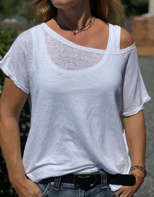 Básica manga corta cuello barco lino blanco