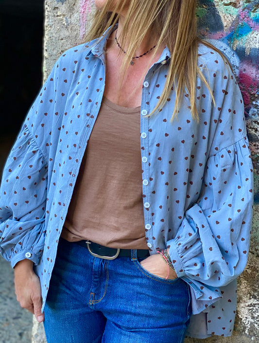 Camisa corazones azul
