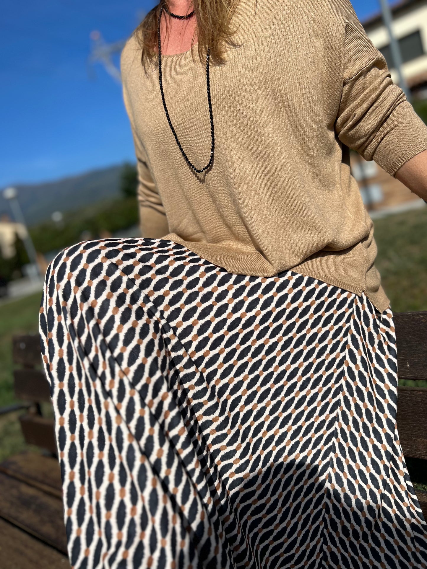Falda larga estampado camel