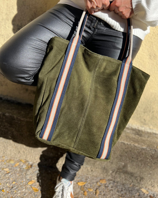 Bolso de piel con tiras kaki