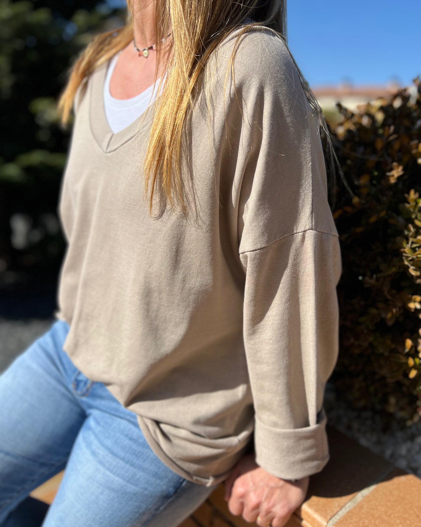Sudadera pico beige